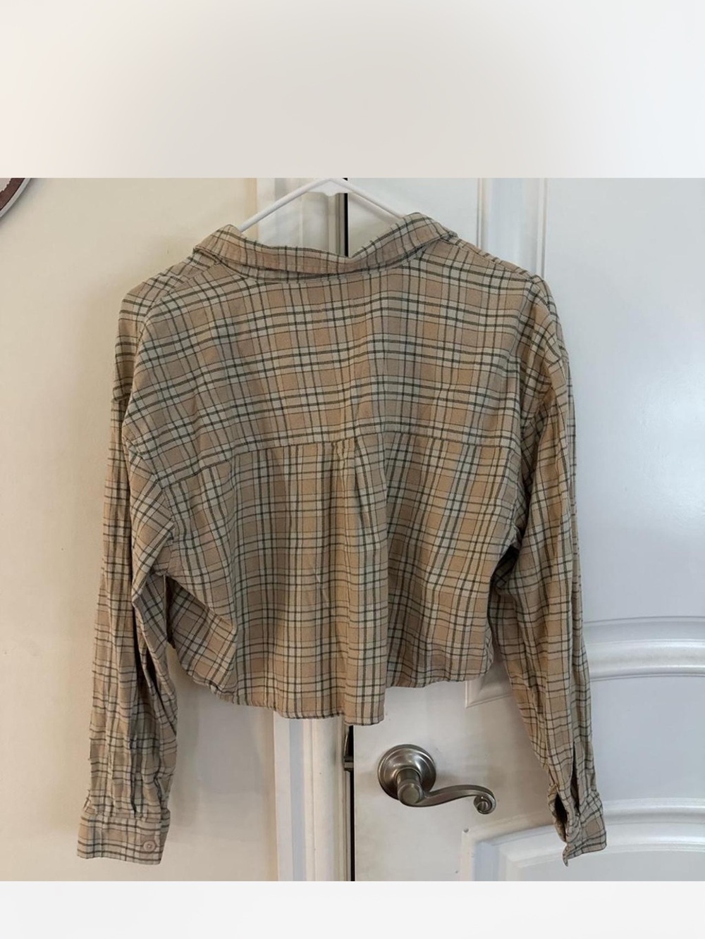 Cotton On Beige Plaid Cropped Button-Up Top - Picture 2 of 2